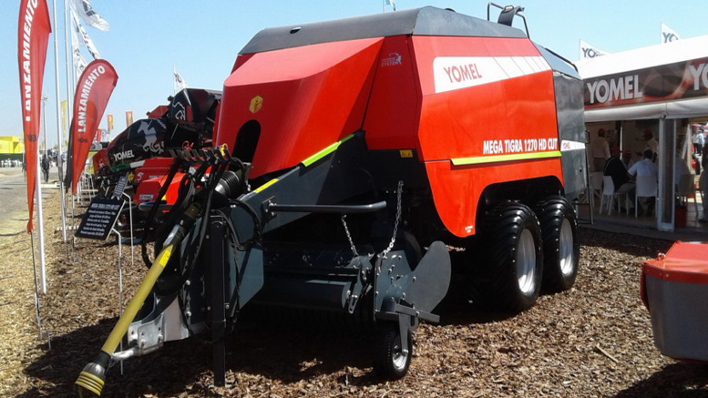 Lanzan nueva versión de la enfardadora Mega Tigra 1270