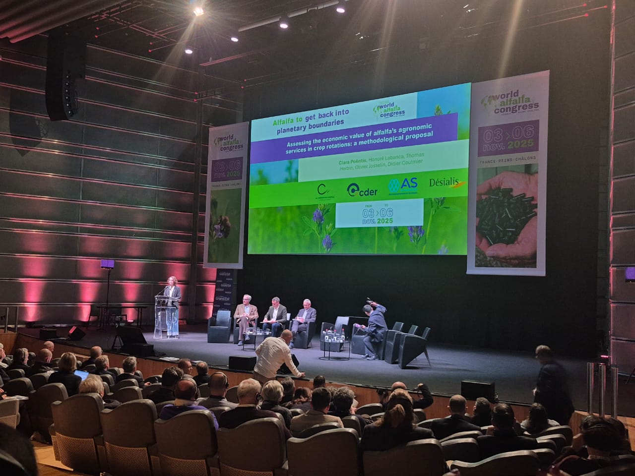 En Francia, expusieron el “valor oculto de la alfalfa”