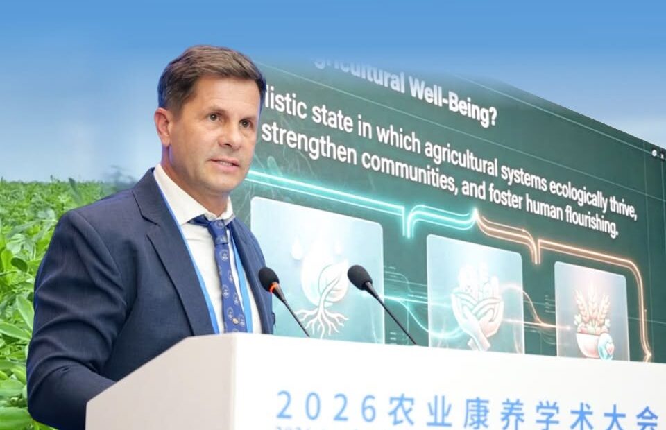 El INTA Manfredi presentó su trabajo de mejoramiento genético de alfalfa a China